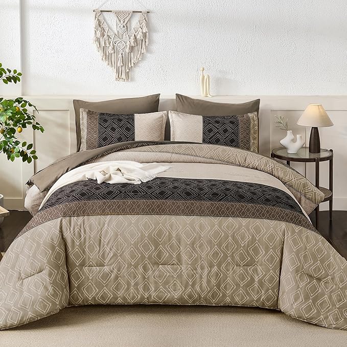 Dinjoy Light Brown King Size Comforter Set,Striped Boho Bed in a Bag King 7 Pieces Soft Fall Bedding Comforters Sets Microfiber Complete Bed Sets for All Season