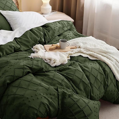 Bedsure Boho Oversized King Duvet Cover,Dark Green Breathable & Soft Boho Bedding,Machine Washable Comforter Cover for All Seasons, Includes 1 Duvet Cover 120"x98" with 2 Pillow Shams & Zipper Closure