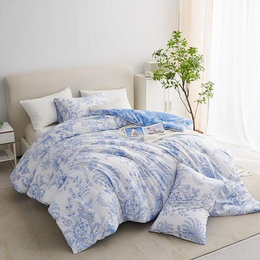 Nayoroom Blue Floral Comforter Set Queen Size White Coquette Bedding Comforter Set 3 Pieces Soft Lightweight Cottagecore Flower Comforter for All Seasons (1 Comforter, 2 Pillow Shams)