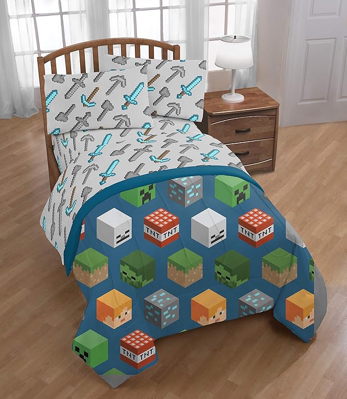 Jay Franco Minecraft Isometric 5 Piece Full Bed Set - Includes Comforter & Sheet Set - Bedding Features Creeper - Super Soft Fade Resistant Polyester - (Official Minecraft Product)