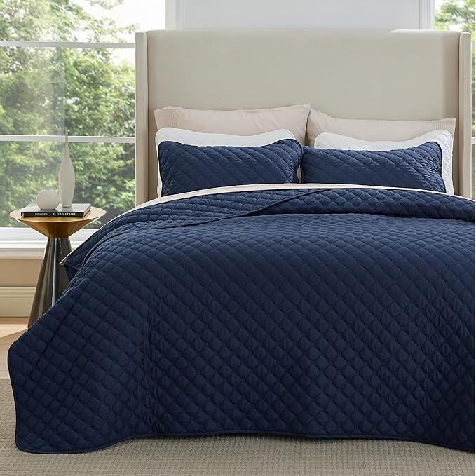 Bedsure Quilts Queen Size - Lightweight Bedspreads Queen Size with Classic Honeycomb Quilting, Soft Quilt Bedding Set, Navy Comforter Set Coverlet for All Seasons with 2 Pillow Shams (90" x 96") | Skin-Friendly Soft, All-Season Comfort, Breathable, Lig...