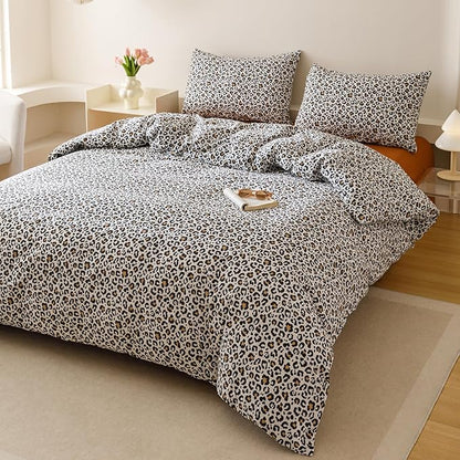 CLOTHKNOW Black Leopard Print King Size Comforter Set Cheetah Bedding Comforter Sets Black White Brown Bedding Sets with 2 x Pillowcases