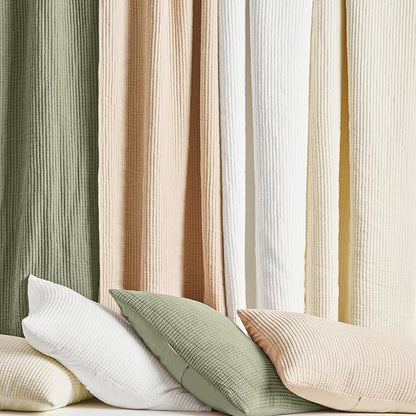 EVERGRACEHOME Cotton Coverlet Set King Size 3 Pieces, Lightweight Soft Ribbed Matelassé Bedspread Quilt Set, Cozy Oversized Quilted Bedding Set with 2 Pillow Shams for All Seasons, Light Sage Green