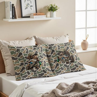 Vintage Camo Labrador Retriever Mallard Duck Throw Pillow Covers 18x18 Set of 2, Dog Hunting Pillowcase, Camouflage Farm Animal Decorative Pillow Covers,Camouflage Wild Animal Decor（86）