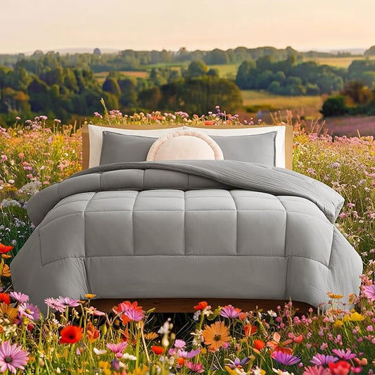 UGG Leonora Comforter Set with 2 Pillow Shams Lightweight Down Alternative Blanket Reversible Cozy Warm All Season Washable and Hypoallergenic Bedding Set, Full/Queen, Light Grey