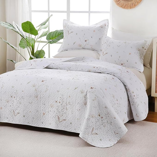 King Size Quilt Bedding Set, White Floral Bed Quilts Lightweight Reversible Farmhouse Bedspreads Quilted Coverlets with 2 Pillow Shams (104"×90")