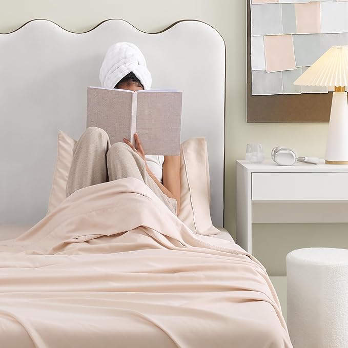 UGG Hedi Twin XL Sheet Set 3-Piece Luxury Cooling Sheets Deep Pockets Premium Bedding with 1 Pillow Sham Hypoallergenic Machine Washable Soft Lightweight Bed Set for Dorm, Twin XL, Shell Light Pink