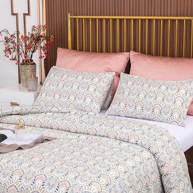 CLOTHKNOW Boho Aztec Queen Comforter Set Ivory Bedding Comforter Sets Geometric Bed Comforter with 2 x Pillow Cases