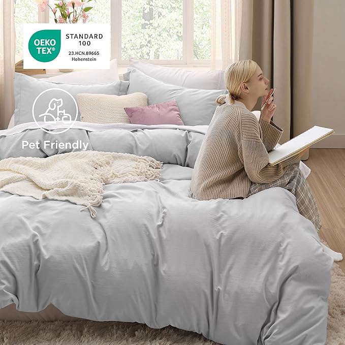 Bedsure Light Grey California King Duvet Cover - Prewashed Cotton-Like Extra Soft Bedding Set, Includes 1 Cal King Duvet Cover 104x98 Inches with Zipper Closure & 2 Pillow Shams, No Comforter