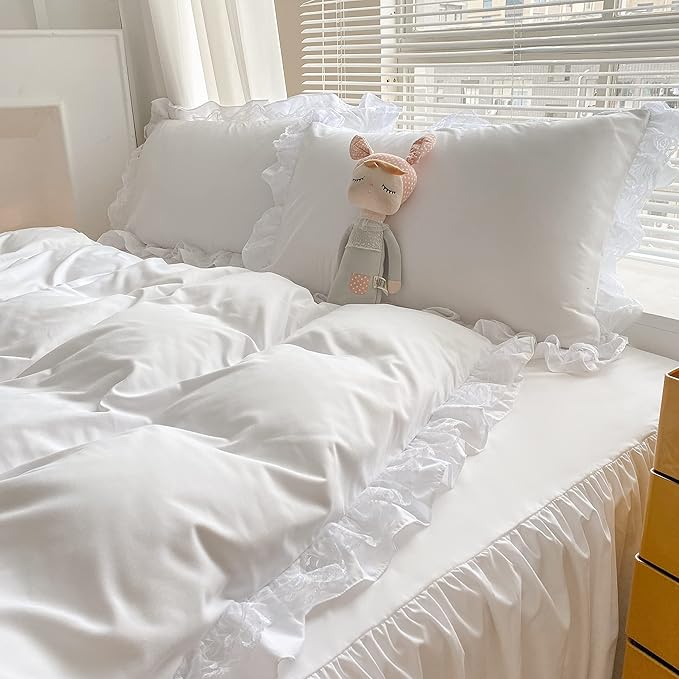 MOOWOO Chic Ruffle Lace Polyester Duvet Cover Set -Girl White Bedding-3 Piece Queen Duvet Cover with Zipper Closure -Ultra Soft and Light Weight (White, Queen)-No Comforter