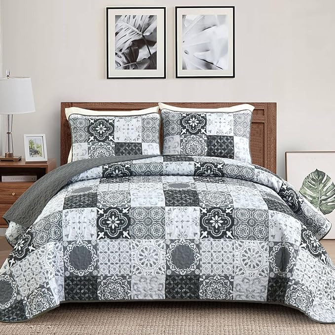 Dobuyly Grey Black Quilt Set King Size, Boho Plaid Patchwork Bedspreads Coverlet Set, 3 Pieces Soft Lightweight Microfiber Farmhouse Quilt Bedding Set for All Seasons 110"x90"