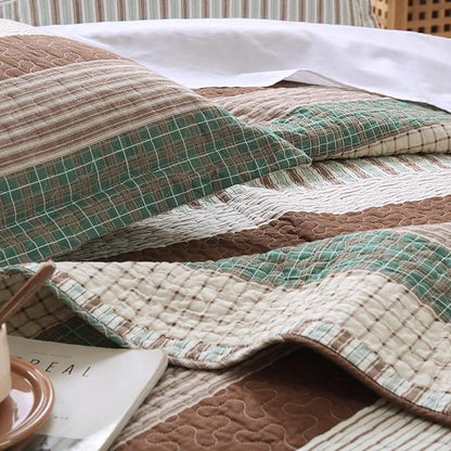 PANGUSHAN 100% Cotton Quilt Set Queen Size, Patchwork Queen Quilt Bedding Set Bedspreads, Farmhouse Lightweight Comforter Reversible Quilt, Green/Brown/Beige Bed Spread for All Season, 3 Pieces