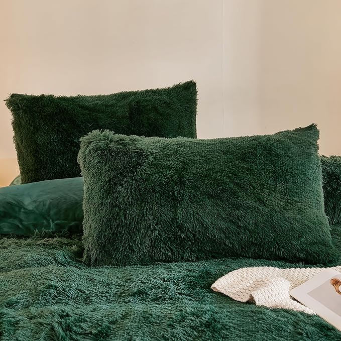 Andency Fluffy Emerald Green Comforter Set Full Size, 3 Pieces Winter Faux Fur Warm Soft Fuzzy Plush Bedding Comforter Set (1 Velvet Comforter & 2 Pillowcases), Thick Heavy Puffy Comfy Bedding Set