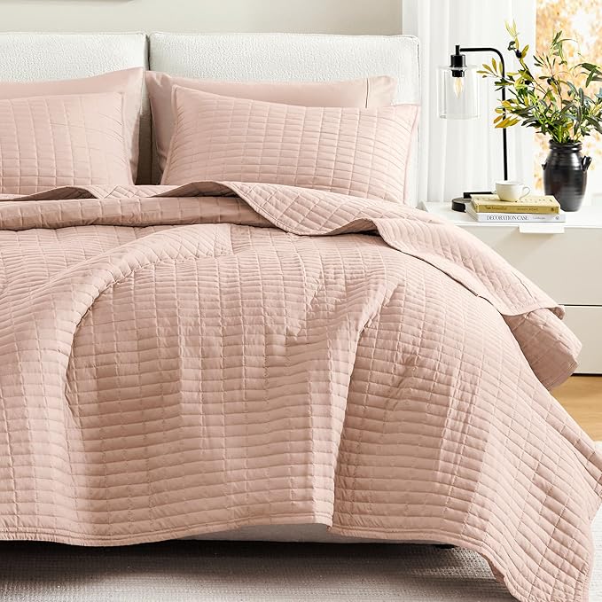 Comfort Spaces Kienna Quilt Set- Double Sided Stitching Design Summer Blanket, Lightweight, Soft, All Season Bedding Layer, Matching Sham, Blush, Coverlet King (104"x90") 3 Piece