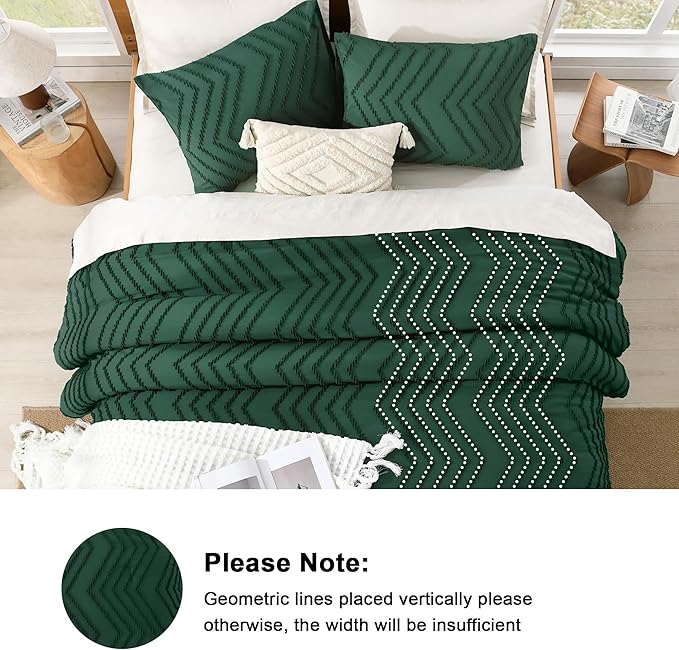Litanika Oversized King Comforter Set Super King Plus Size 128x120, 3 Pieces Dark Emerald Green Chevron Tufted Solid Bedding Comforter Sets, Fluffy Bed Set