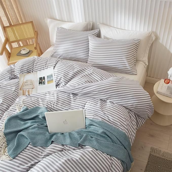 mixinni Striped Comforter Set King Size - Grey White Stripes Pattern Bed Set for Women and Men, 3 Pieces Lightweight Bedding Comforter Sets for All Seasons (1 Soft Fluffy Comforter + 2 Pillowcases)
