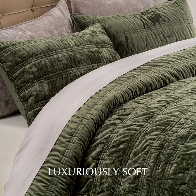 EVERGRACE Luxury Ruched Velvet Quilt Queen Size, Ultra Soft Bedspread Coverlet Set, Lightweight Velvet Comforter, Quilted Bedding Cover with 2 Matching Shams for All Season, Olive Green