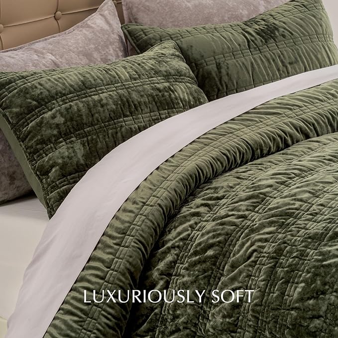 EVERGRACE Luxury Ruched Velvet Quilt King Size, Ultra Soft Bedspread Coverlet Set, Lightweight Velvet Comforter, Quilted Bedding Cover with 2 Matching Shams for All Season, Olive Green