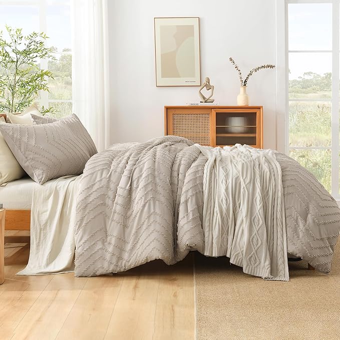 Litanika Comforter Super King Size Set Khaki, 3 Pieces Chevron Tufted Solid Bedding Comforter Sets, Fluffy Bed Set