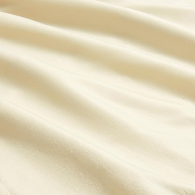 Amazon Basics Lightweight Microfiber 2-Piece Duvet Cover Set, Twin/Twin XL, Beige