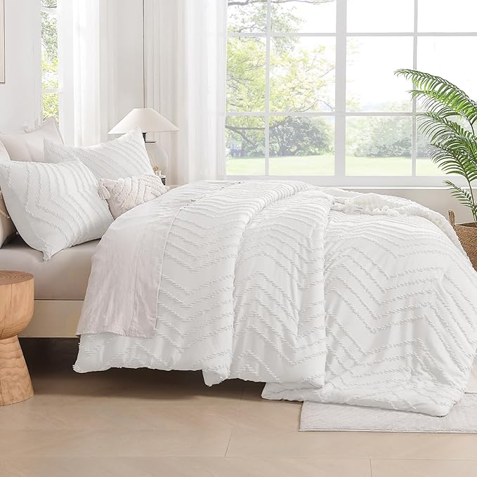 Andency White Comforter Queen, Boho Soft Fluffy Warm Lightweight Bedding Comforter Sets for Queen Bed, 3 Pieces Chevron Tufted Aesthetic Microfiber Lightweight Comforter Set