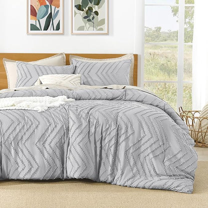 Litanika Light Gray Queen Size Comforter Sets, 3 Pieces Lightweight Grey Chevron Tufted Bedding Comforter Set, Fluffy Down Alternative Comforter Bed Set Gift Choice