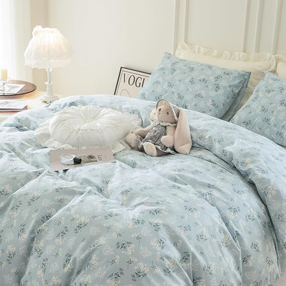 Full Floral Comforter Set - 3 Pieces Soft Bedding Garden Style Blue Botanical Flower Set for All Seasons - 1 Comforter and 2 Pillowcases (Full)