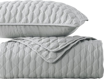 WDCOZY Light Grey Quilts Queen Size Bedding Set with 2 Pillow Shams, Lightweight Soft Bedspread Coverlet, Thin Comforter Bed Cover for All Season, 3 Pieces, 90x90 inches