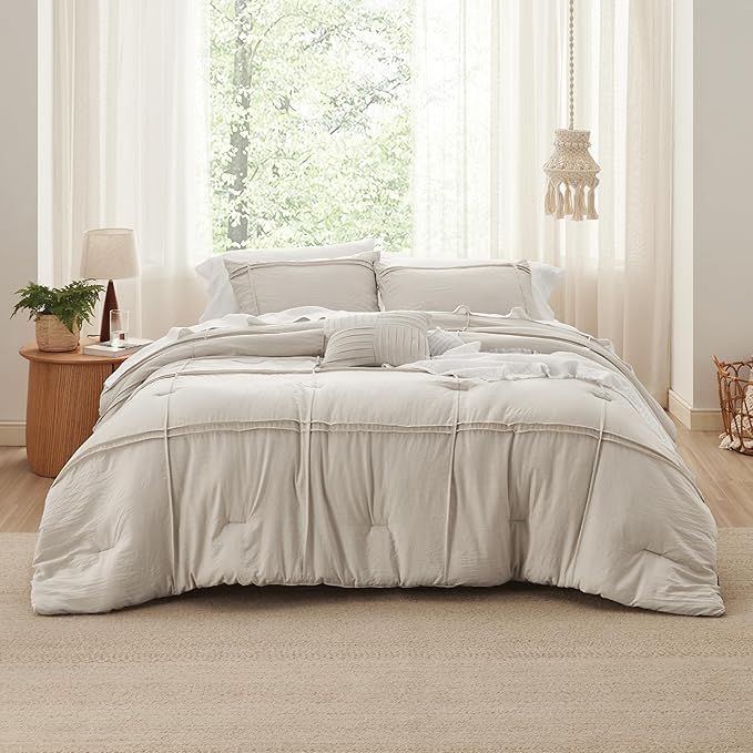 Bedsure California King Comforter Set - 4 Pieces Grid Pleat Bed Set, Beige Boho Bedding for All Season, 1 Soft Comforter, 2 Pillowcases, 1 Decorative Pillow
