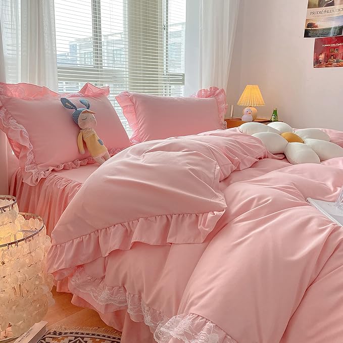 MOOWOO Chic Ruffle Lace Polyester Duvet Cover Set -Girl Pink Bedding-3 Piece Queen Duvet Cover with Zipper Closure -Ultra Soft and Light Weight (Pink, Queen)