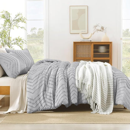 Litanika Light Gray Queen Size Comforter Sets, 3 Pieces Lightweight Grey Chevron Tufted Bedding Comforter Set, Fluffy Down Alternative Comforter Bed Set Gift Choice