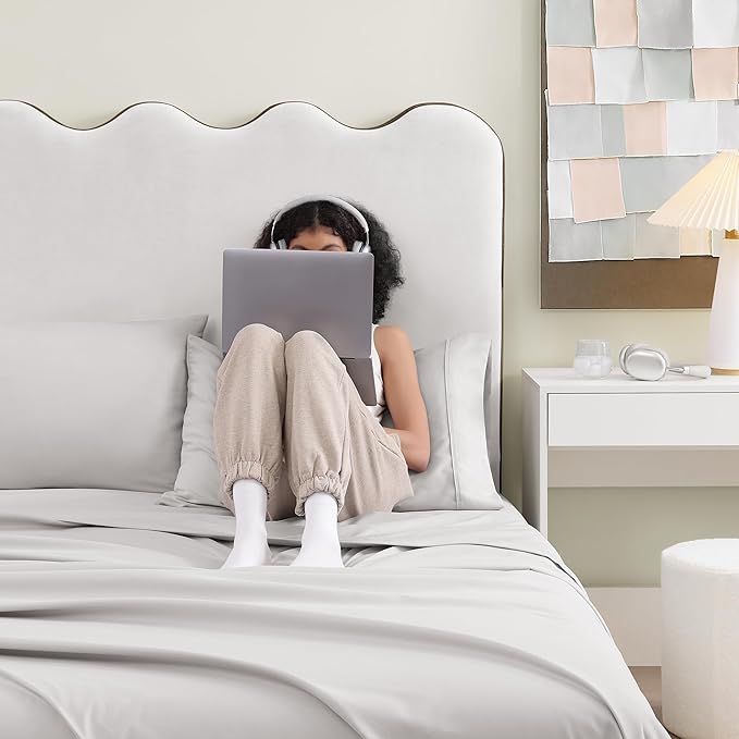 UGG Hedi Full XL Sheet Set 4-Piece Luxury Cooling Sheets Deep Pockets Premium Bedding with 2 Pillow Shams Hypoallergenic Machine Washable Soft Lightweight Bed Set for Bedroom, Full XL, Stone Grey