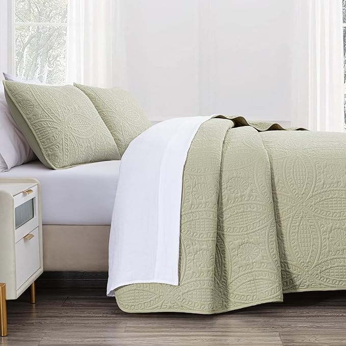 Chezmoi Collection Austin King Bedspread Set, Tan | 3-Piece, Pinsonic Quilted, Oversized, Coverlet Set