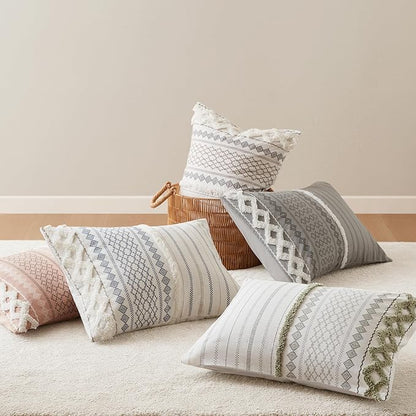 INK+IVY Comforter for Queen Size Bed, Chenille Tufted, Breathable Cotton Comforter Set Queen, All Season Modern Boho Comforter with Farmhouse Bedding Flare, 2 Matching Shams, Queen Gray 3 Piece