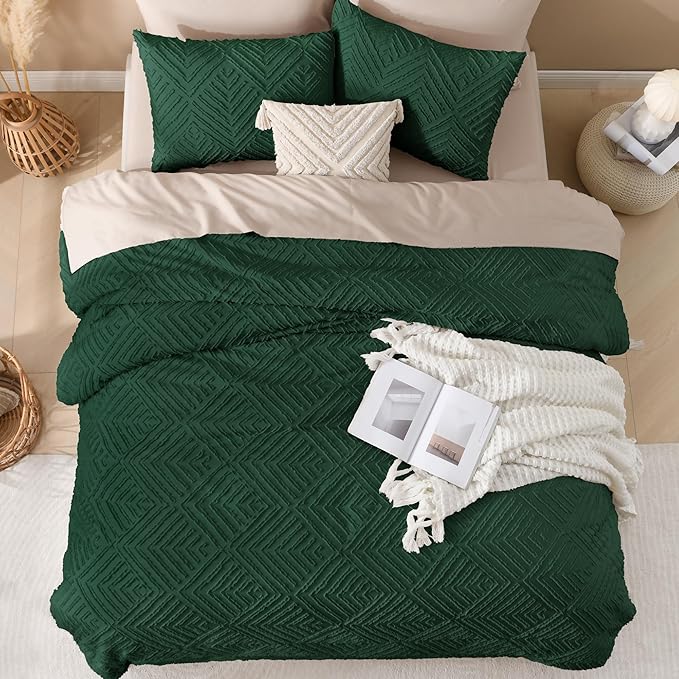 Andency Dark Emerald Green Oversized King Comforter 128''x120'', 3 Pieces Soft Boho Bedding Set & Collections, All Season Farmhouse Tufted Fluffy Bed Set (1 Comforter, 2 Pillowcases)