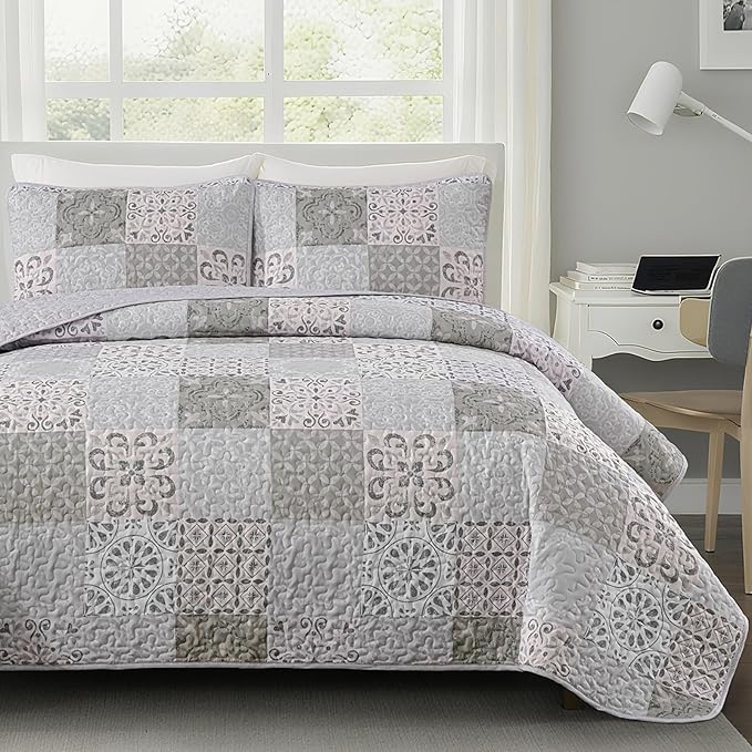 Dobuyly King Size Quilt Set Boho Grey Beige Plaid Patchwork Bedspreads Coverlet Set, 3 Pieces Reversible Lightweight Microfiber Neutral Quilt Bedding Set for All Seasons 110"x90"