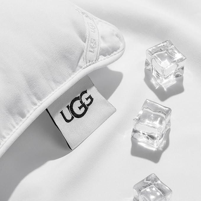 UGG Danielle Full/Queen Comforter Duvet Insert Cooling Lightweight Down Alternative Hypoallergenic Washable Quilted Fluffy Comforter Blanket with Corner Tabs for Duvet Cover, Full/Queen, Bright White