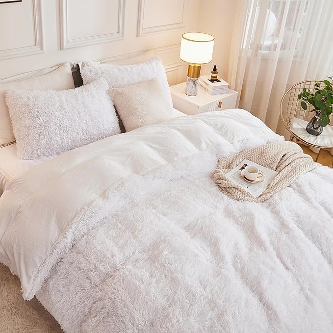 Andency Faux Fur White Comforter Queen Size, 3 Pieces Fluffy Fuzzy Plush Bedding Comforter Set (1 Shaggy Velvet Comforter & 2 Pillowcases), Soft Puffy Comfy Down Alternative Bedding Set