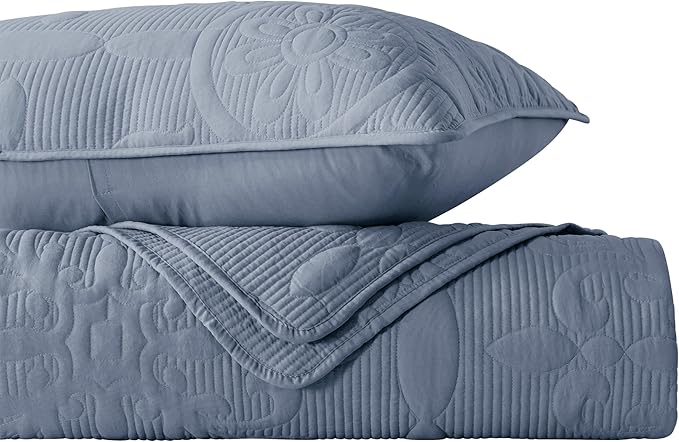 Blue Damask Quilt California Cal King Size Bedding Sets with 2 Pillow Shams, Oversized Boho Bedspread Lightweight Soft Farmhouse Vintage Coverlet Jacquard Pattern Bed Cover for All Season, 3 Pieces