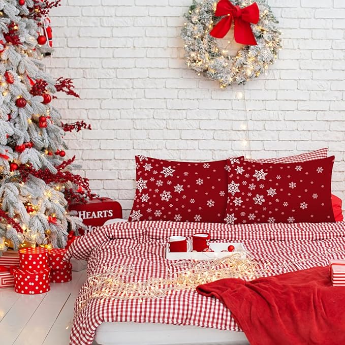 YIYEA Christmas Pillow Cases Queen Size Set of 2, Ultra Soft Double Brushed Microfiber Pillowcases Queen, Christmas Snowflake Bed Pillow Covers, Fade Resistant, Easy Slip-On (20"x30")