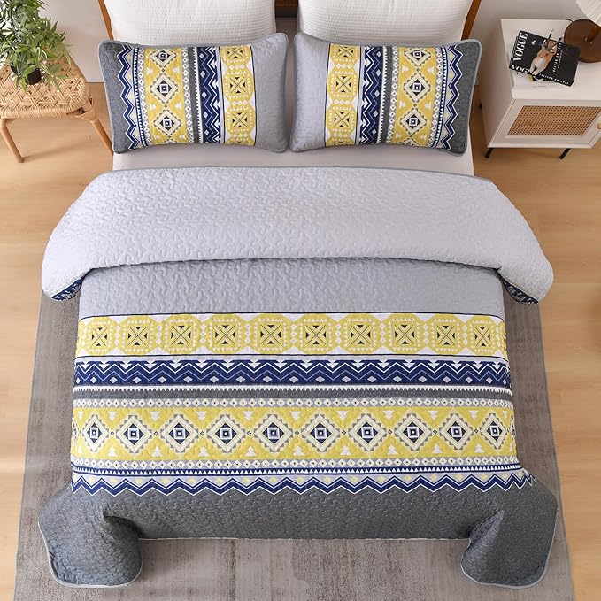 WONGS BEDDING 3 Pieces Quilt Set Queen Size, Grey Yellow Quilt Bedspread Lightweight Bohemian Coverlet Set with 2 Pillowcase, Soft Geometry Printed Bedding Set Queen for All Season 96"×90"