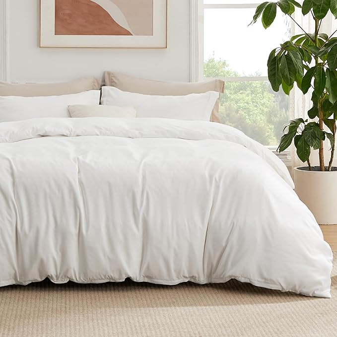 Bedsure Duvet Cover with Fitted Sheet Twin/Twin XL - Deep Pocket, Hotel Luxury Soft Double Brushed Bedding Set with Zipper Closure, 1 Duvet Cover, 1 Fitted Sheet, 1 Pillow Shams, NO Comforter, White