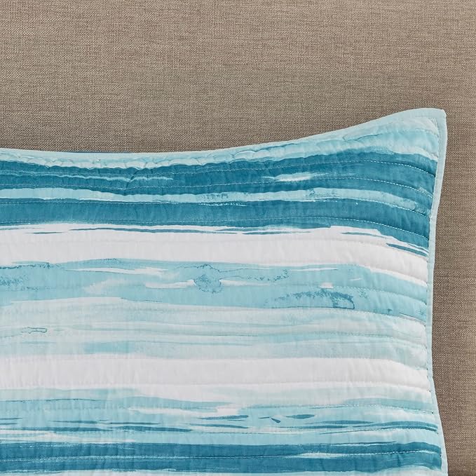 Madison Park Quilt Set Cottage Coastal Design, 6 Piece Set - All Season, Coverlet Bedspread Lightweight Bedding Layer, Shams, Toss Pillows, King/Cal King(104 in x 94 in), Aqua/White