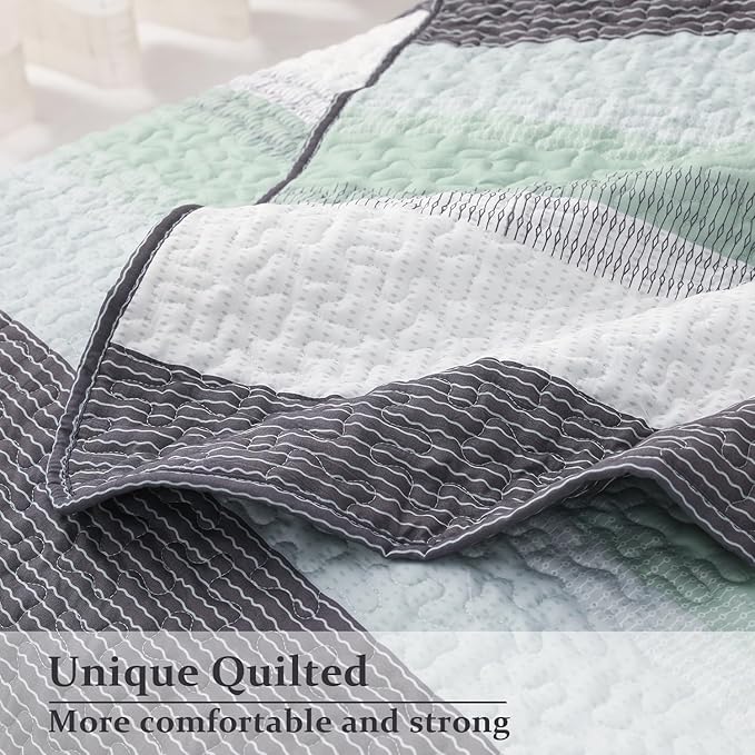 DURLENGEN Quilt Set California King Size 3Pcs,Soft Microfiber Lightweight Bedspread,White & Green Striped Geometric Pattern Coverlet for All Season Layering(Cal King 112x104, Mint Green)
