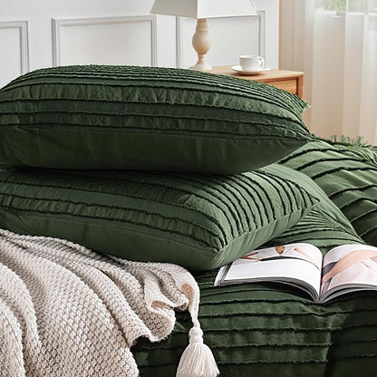 NEXHOME PRO Duvet Cover Queen,3 Pieces Boho Tufted Duvet Cover Set, Soft and Lightweight 100% Washed Microfiber Comforter Cover Set for All Season(Forest Green,90 x 90)-No Comforter