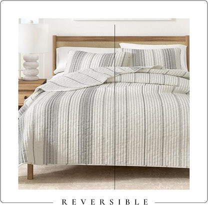 Great Bay Home Striped Quilt Set - 2-Piece Twin/Twin XL Size Farmhouse Bedding Set - Lightweight, All-Season, Reversible Bedspread (White/Grey)