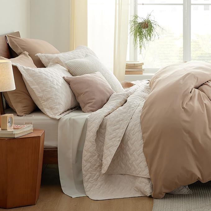 Bedsure Quilts Queen Size - Lightweight Bedspreads Queen Size with Basket Weave Pattern, Soft Quilt Bedding Set, Beige Comforter Set Coverlet for All Seasons with 2 Pillow Shams (90" x 96") | Skin-Friendly Soft, All-Season Comfort, Breathable, Lightwei...