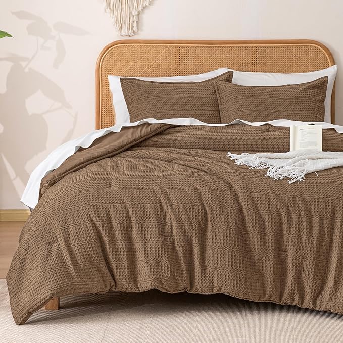 PHF Soft Waffle Comforter Set Queen Size- Comfy Breathable Waffle Weave Comforter with 2 Pillow Shams, 3 Pieces Less Snagging Lightweight Textured Bedding Set for All Season, Mocha