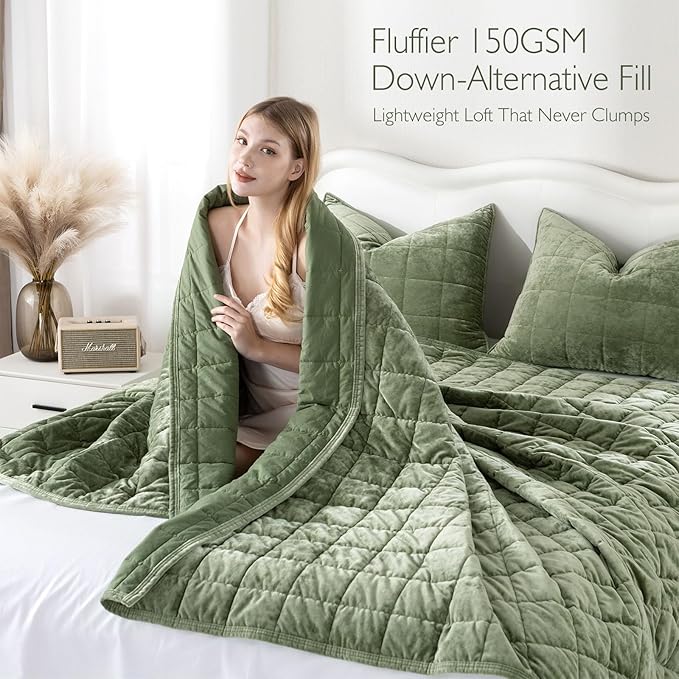KASENTEX Greek Velvet King Quilt Set, Ultra-Soft Luxe Sheen, 100% Cotton Backing, 150GSM Down-Alternative Fill, Expanded 108×98" Coverage for Fuller Side Drape (1 Quilt + 2 Pillow Shams), Loden Green