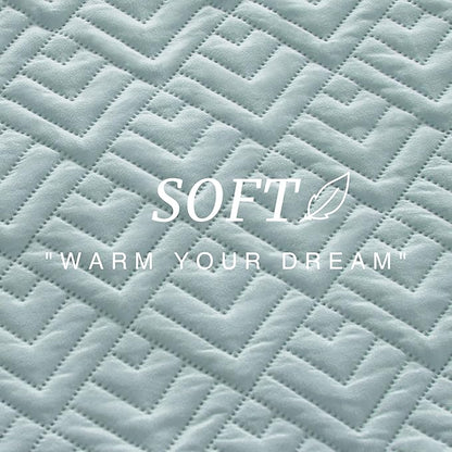 EXQ Home Quilt Set Full/Queen Size Coral Blue 3 Piece,Lightweight Soft Coverlet Modern Style Squares Pattern Bedspread Set for All Season(1 Quilt,2 Pillow Shams)